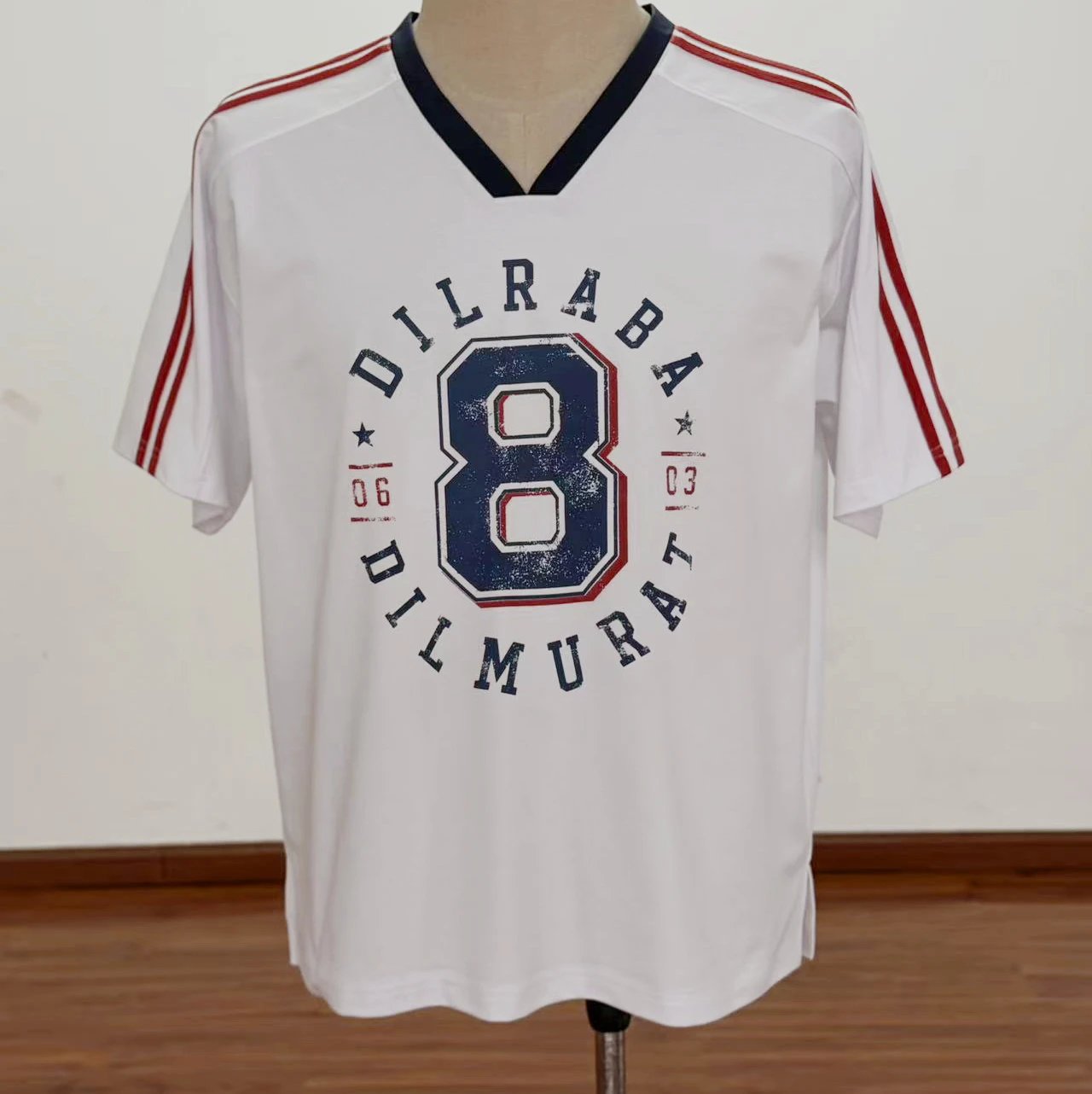 Preorder 30 days] Kung Fu Soccer (2026) Dilraba Dilmurat Official